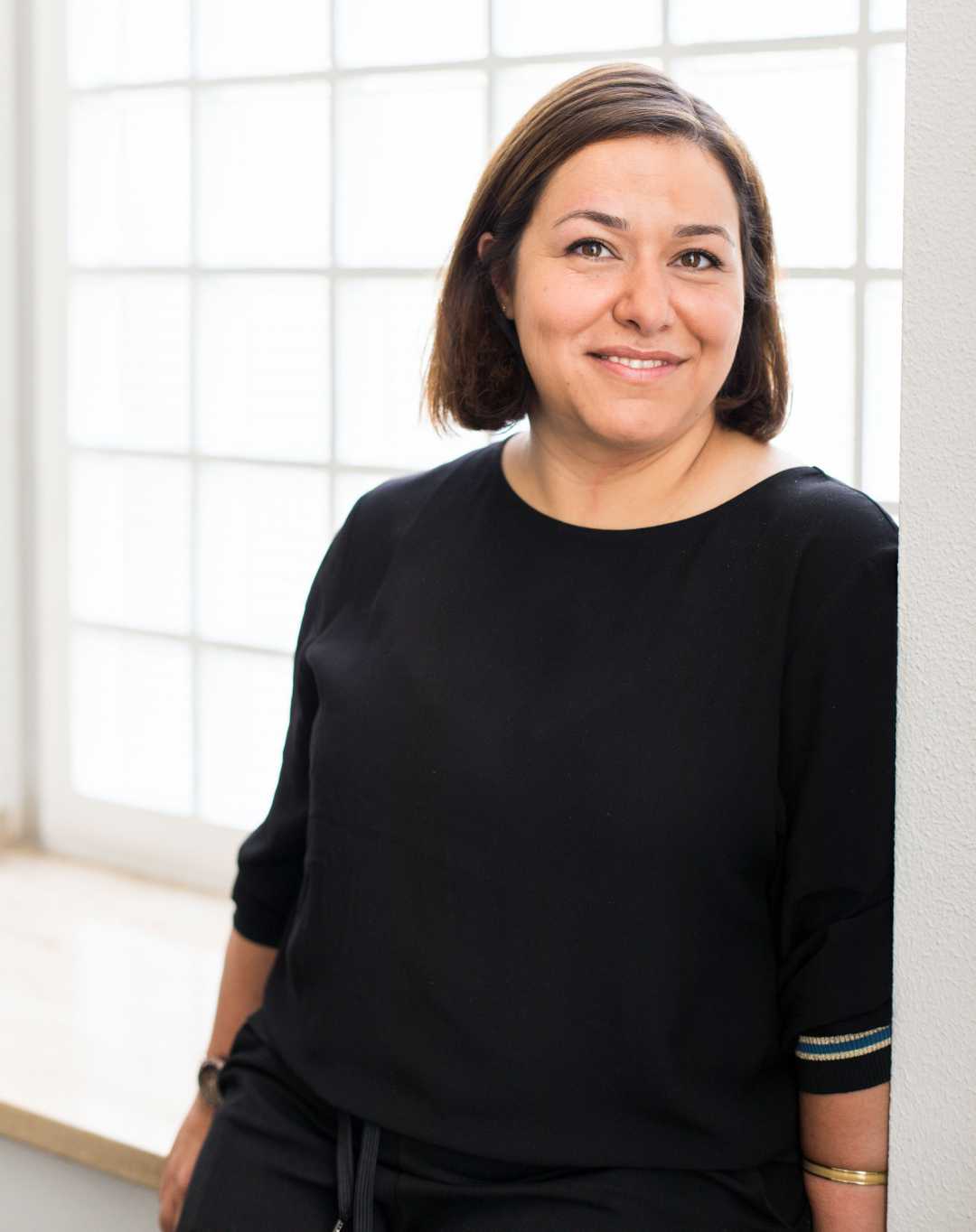 Tschista Ahmari, Referentin Flächensteuerung