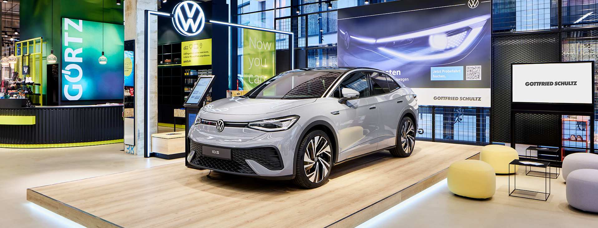 Fashion trifft Technik: Volkswagen ID.5 im Görtz Flagshipstore Düsseldorf